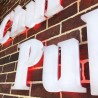 Lettres-lumineuses-The-Churchill-Pub